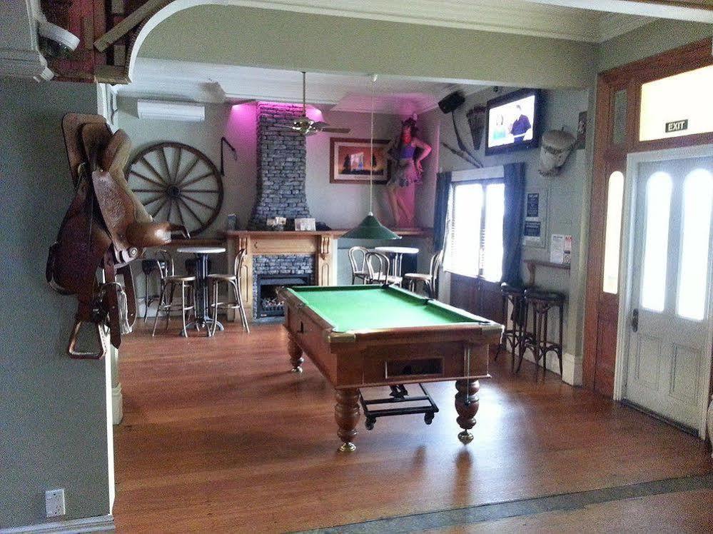אוקלנד Shooters Saloon Hotel & Cabins מראה חיצוני תמונה