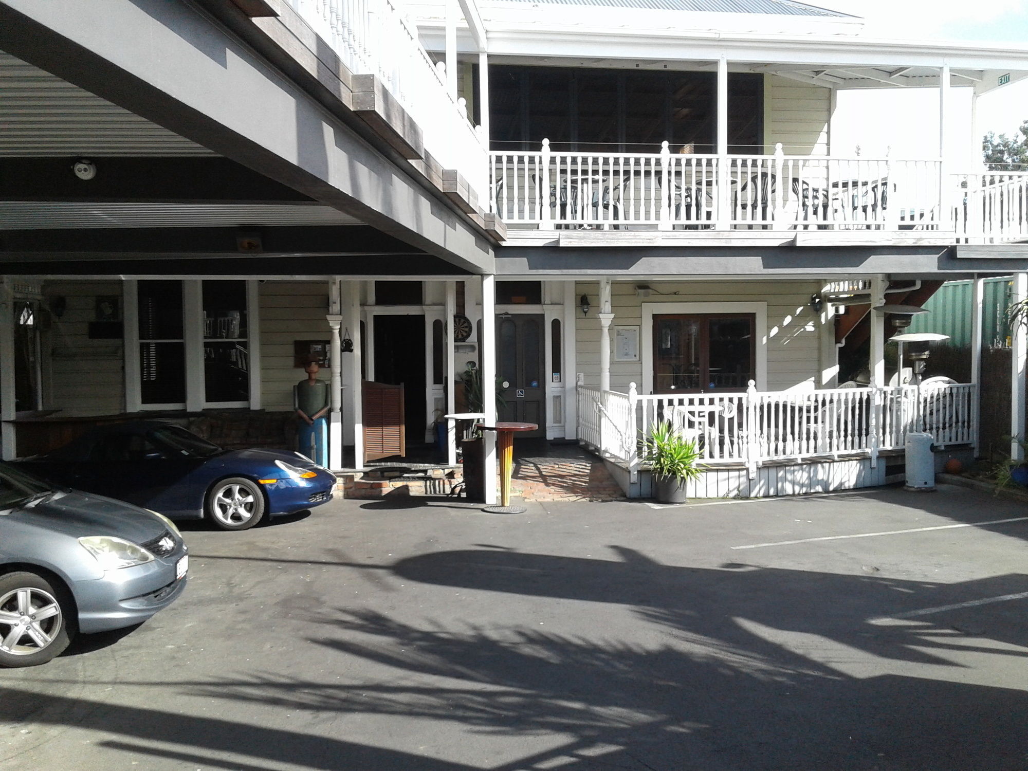 אוקלנד Shooters Saloon Hotel & Cabins מראה חיצוני תמונה