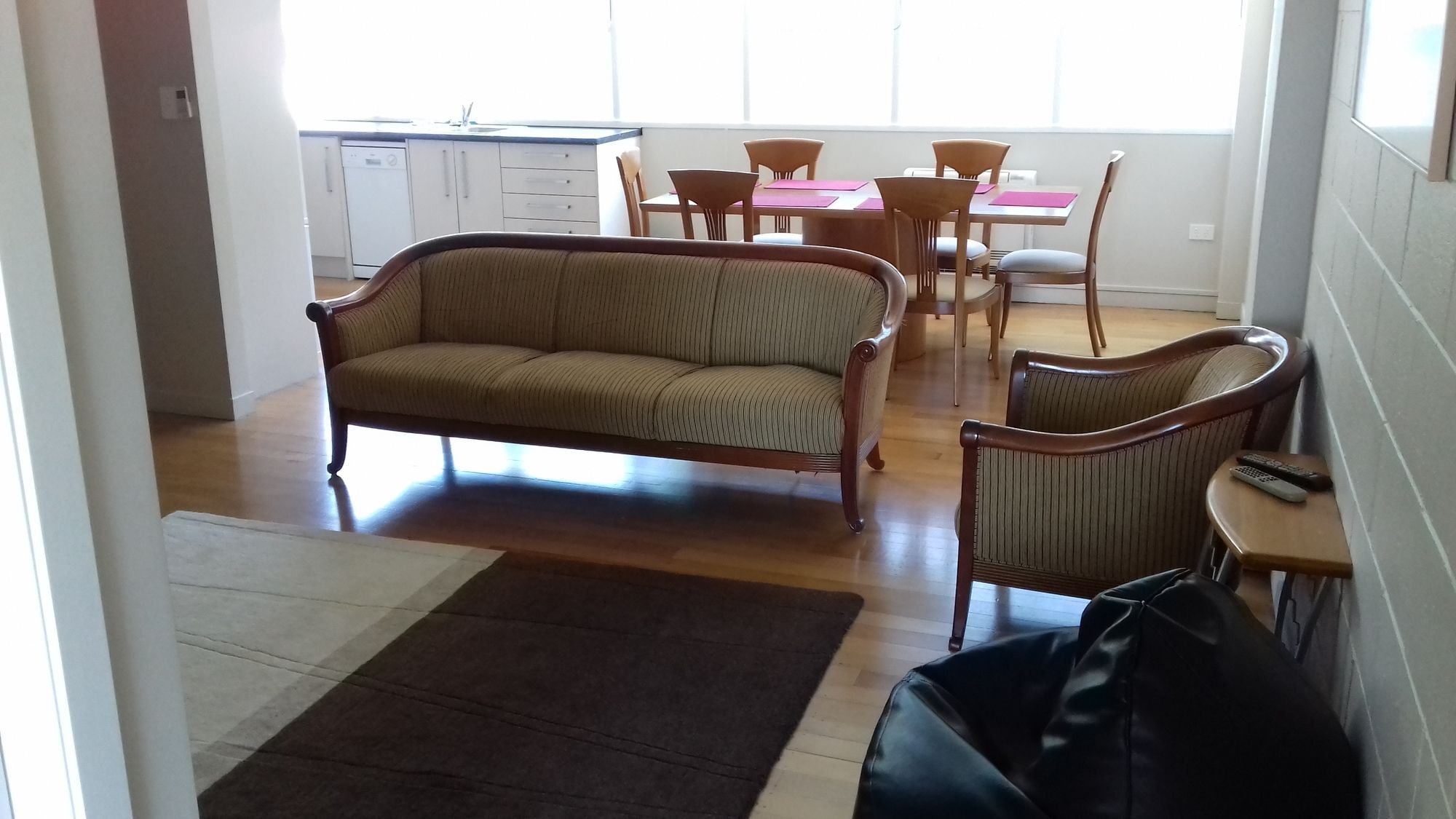 אוקלנד Shooters Saloon Hotel & Cabins מראה חיצוני תמונה